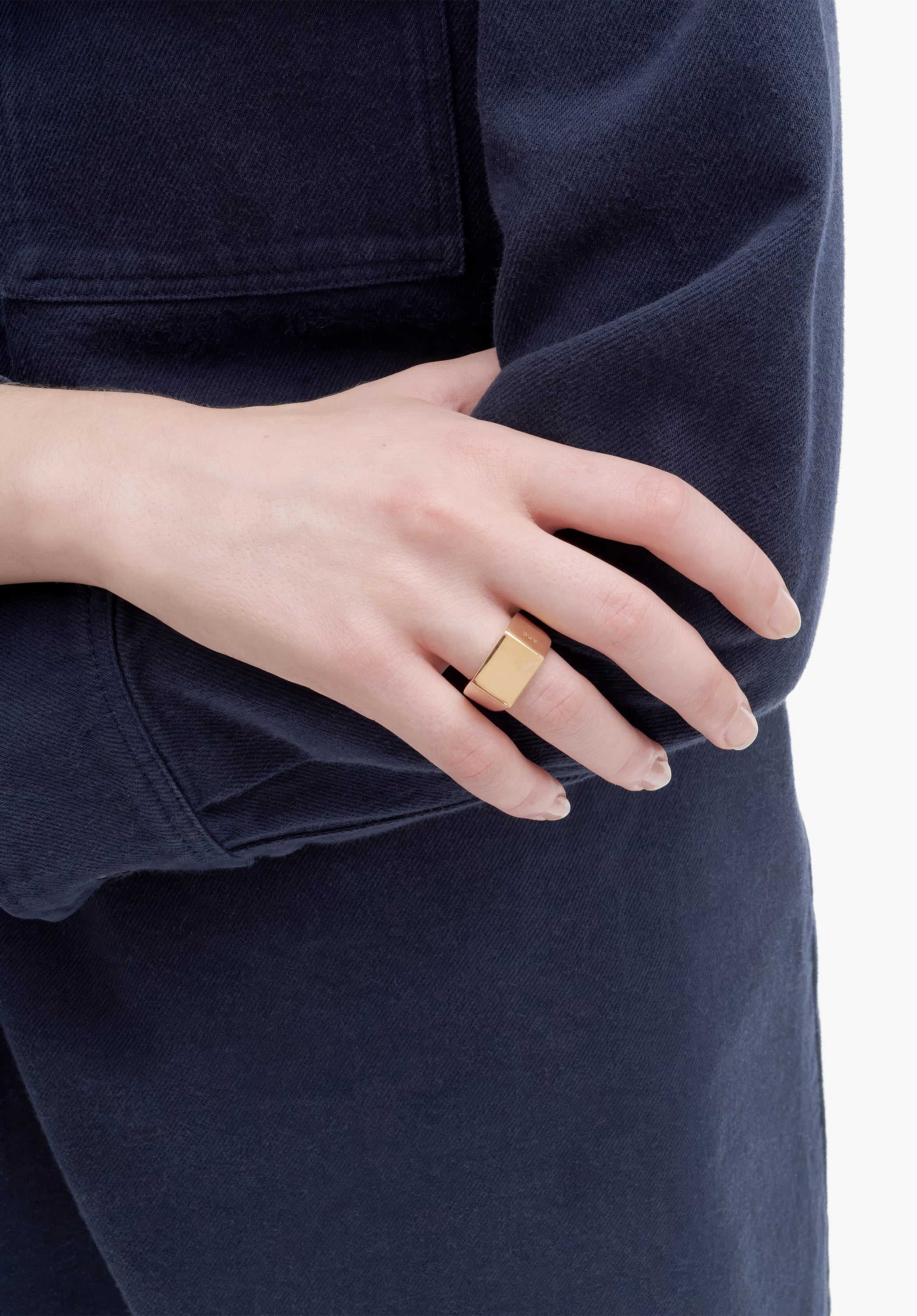 Minimal signet ring - 1